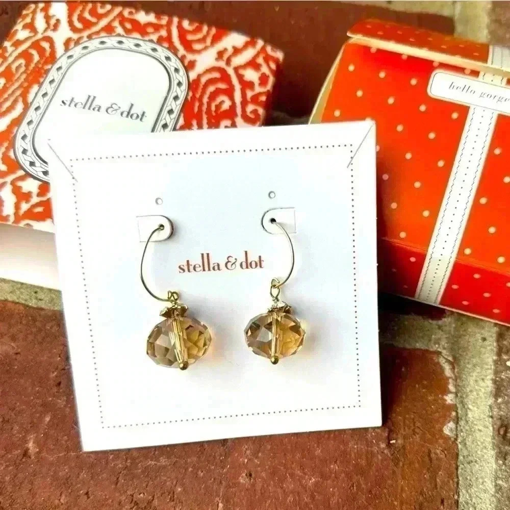 Stella and Dot Amber Drop Earrings NIB w rhinestones on top, easy to wear 📸📸📸